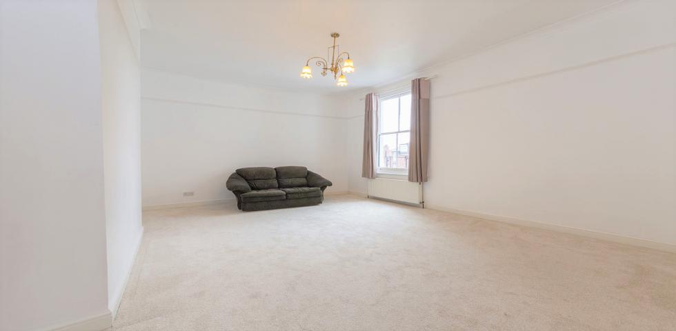 			3 Bedroom, 1 bath, 1 reception Flat			 Mill Lane, West Hampstead, WEST HAMPSTEAD